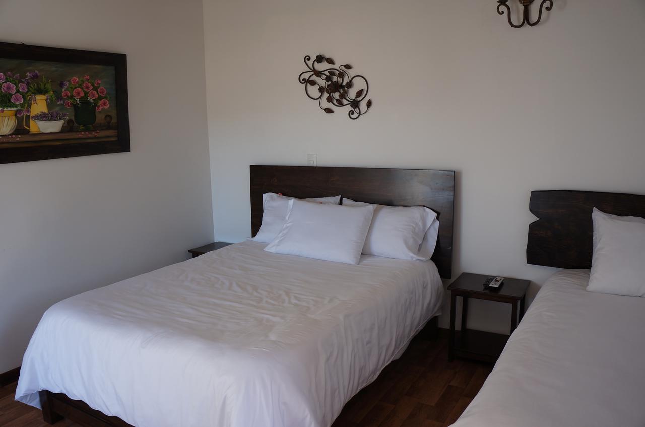 San Benito Hotel ติบาโซซา ภายนอก รูปภาพ